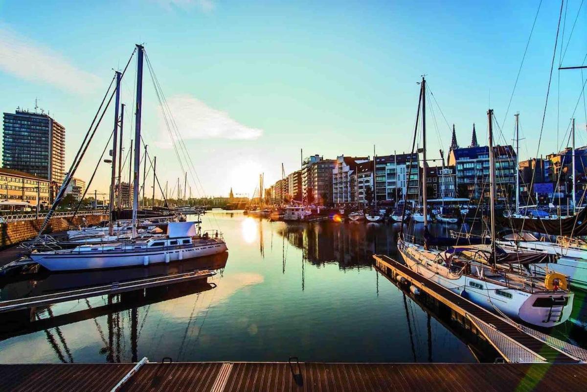 Appartement Prachtige In Met Verwarmd Zwembad Oostende